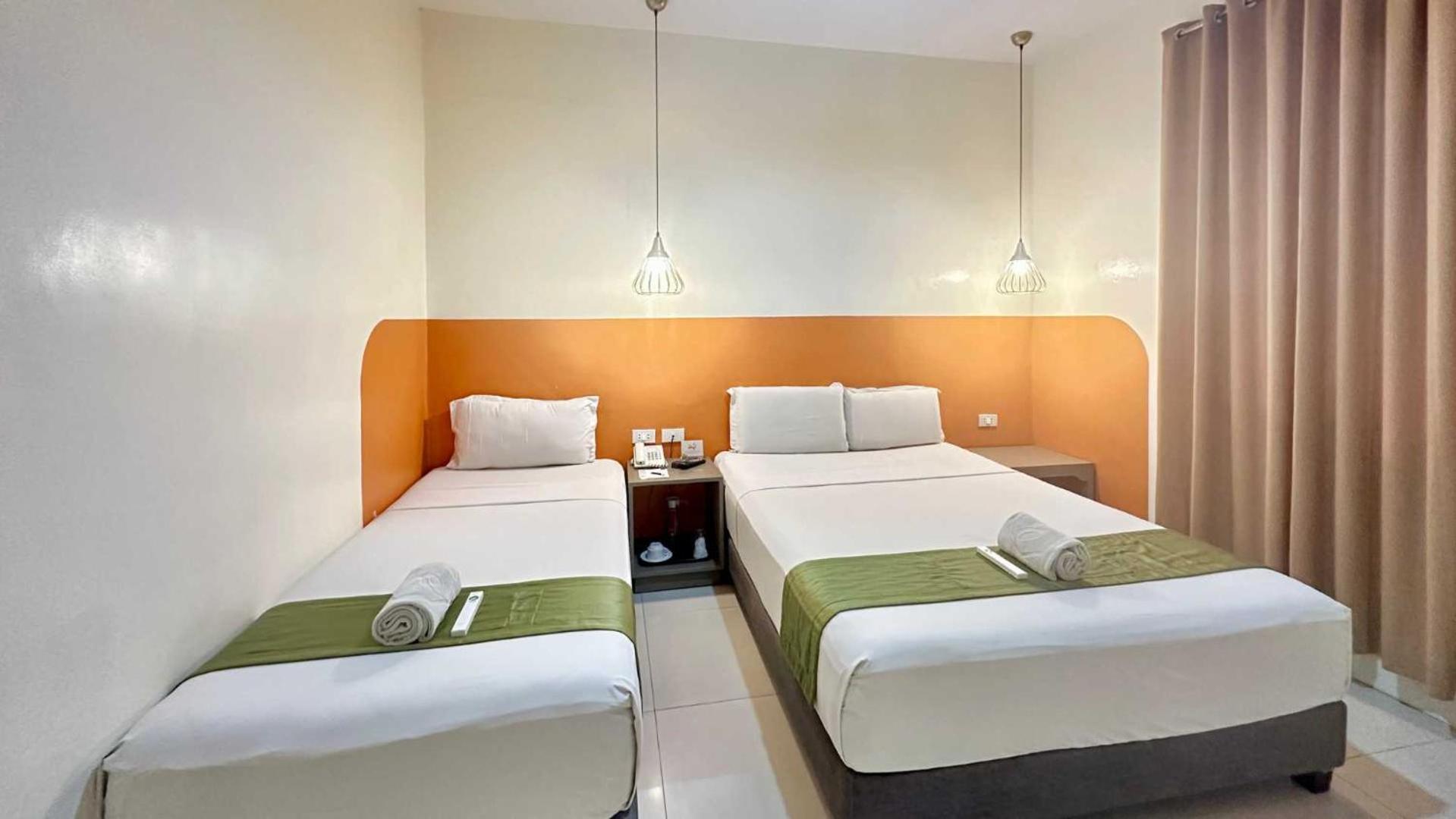 Travelbee Capitol Inn Cebu Exterior photo